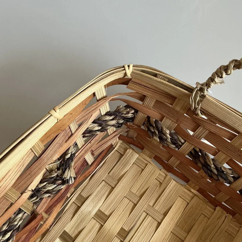 WICKER WOVEN GIFT BASKET LIGHTWEIGHT